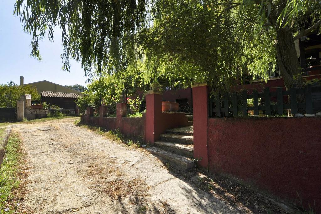 Vátos House In The Country 게스트하우스 외부 사진